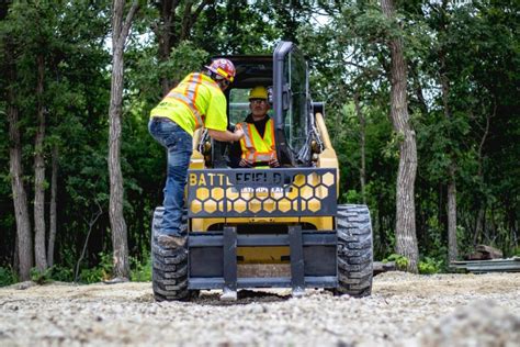 skid steer licence townsville|ewp training townsville.